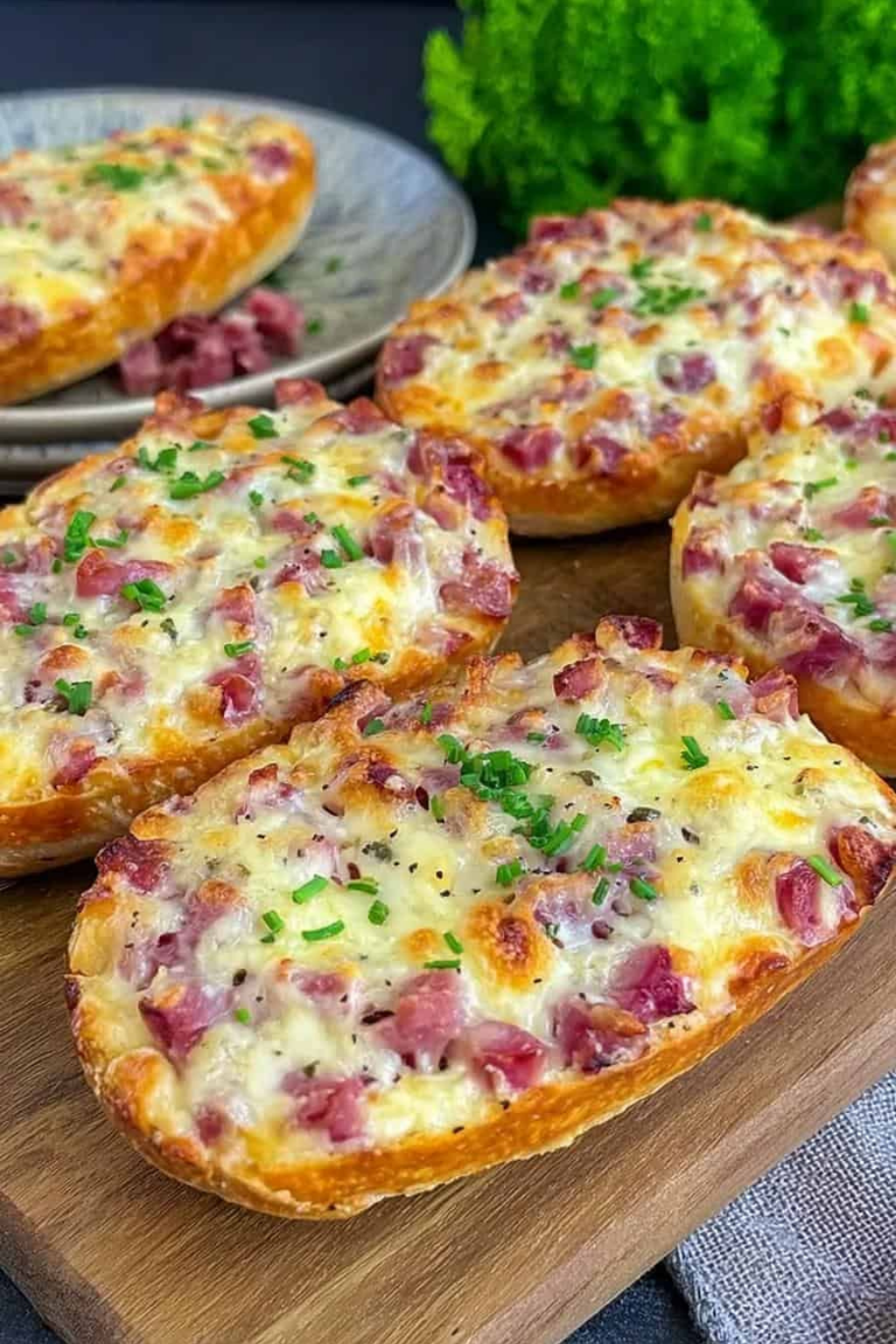 Flammkuchen-Brötchen – schnell & einfach